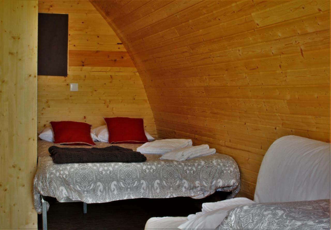 Отель Glamping Hills Santa Comba de Rossas Экстерьер фото