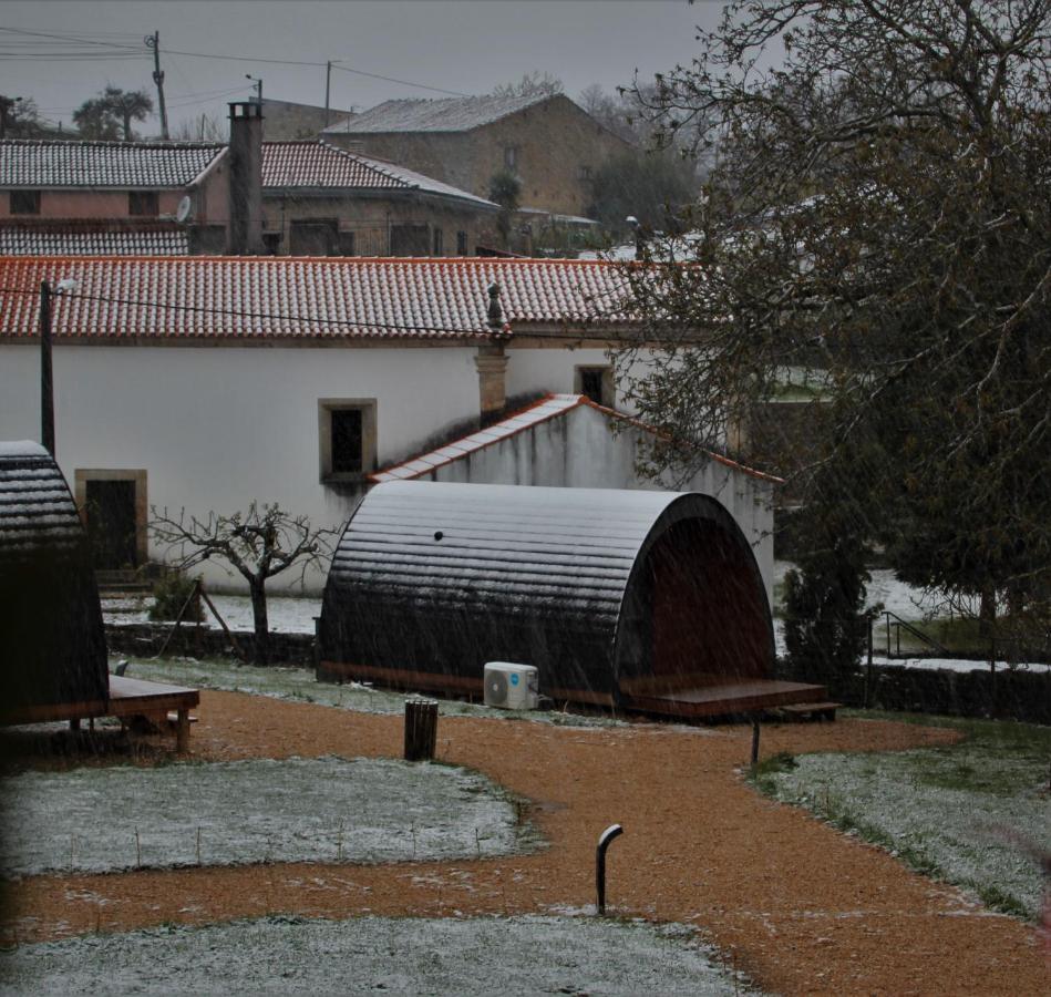 Отель Glamping Hills Santa Comba de Rossas Экстерьер фото